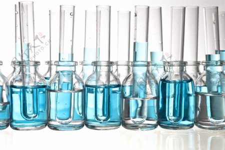 蓝色化学实验品图片