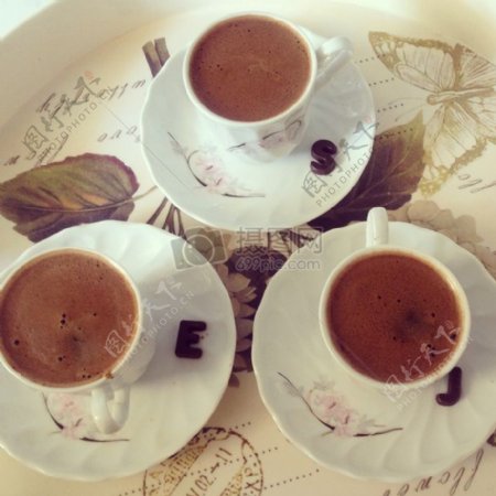 上午热巧克力咖啡