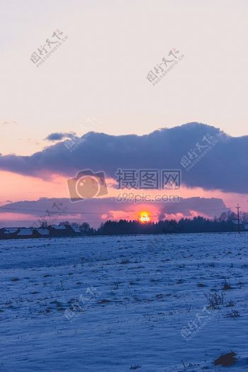 日落冬天波兰
