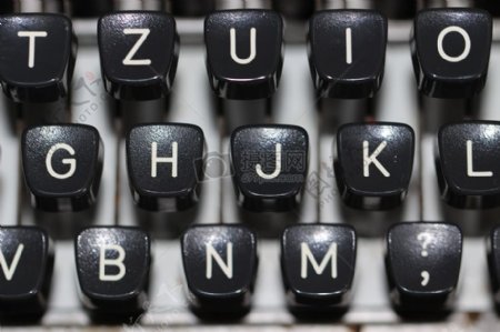 黑色的字母键盘