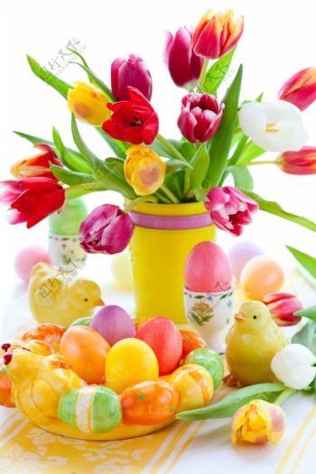复活节鲜花与彩蛋