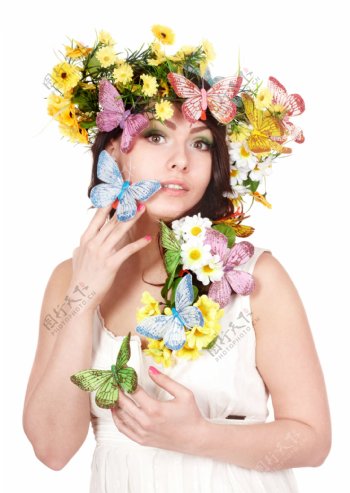 春姑娘头上的花朵和蝴蝶图片