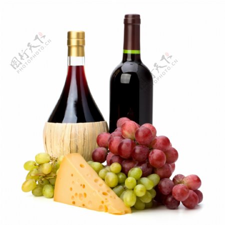酒瓶与葡萄图片