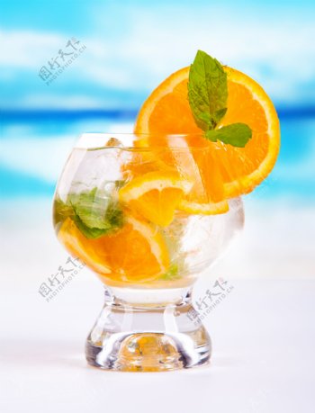 可口冰镇橙汁饮料图片