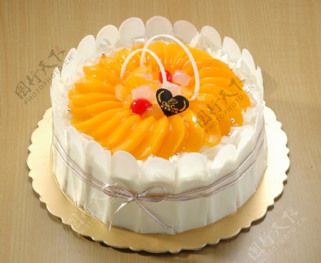 黄桃生日蛋糕图片