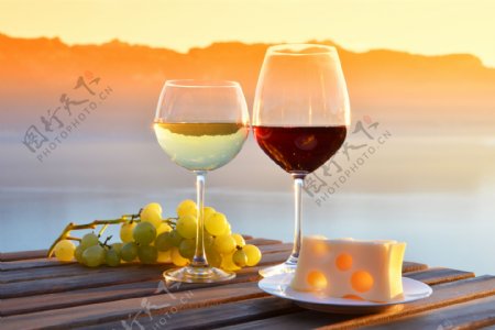 唯美葡萄酒图片