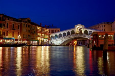 美丽威尼斯夜景图片
