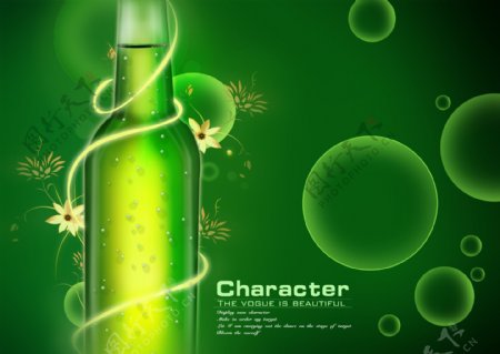 绿色花纹酒瓶素材