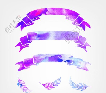 紫色丝带条幅和羽毛