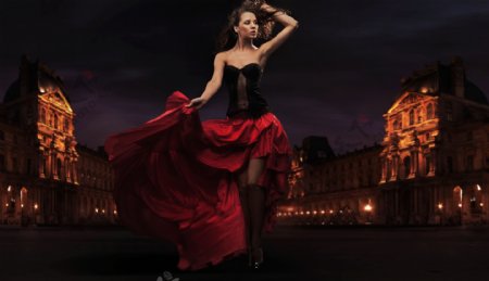 俄罗斯女孩舞动长裙图片