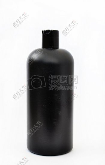 黑色的塑料瓶