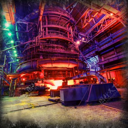 钢铁厂熔炉图片