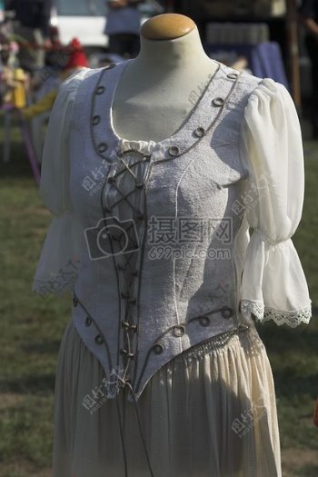匈牙利的手工裙子