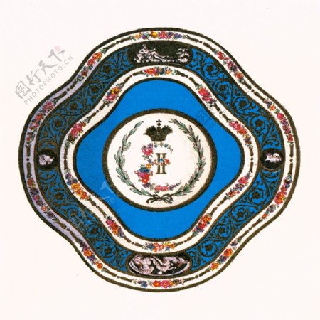 手绘蓝色花纹古典盘子瓷器