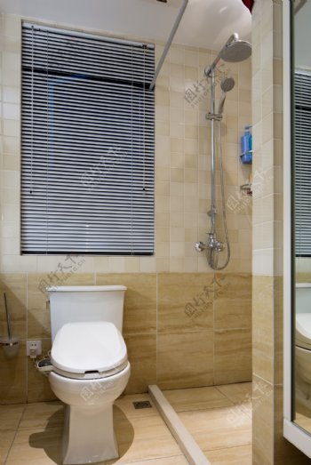 现代简欧浴室卫生间效果图