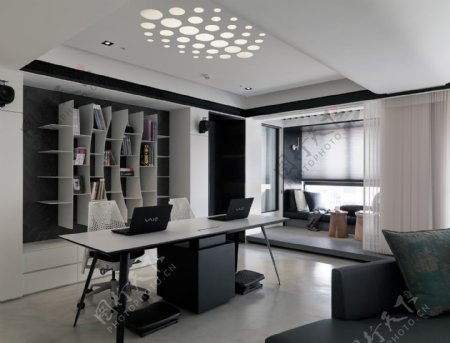 现代质感客厅白色桌子室内装修效果图