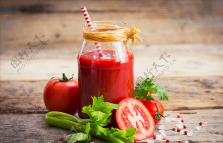 健康营养的西红柿果汁