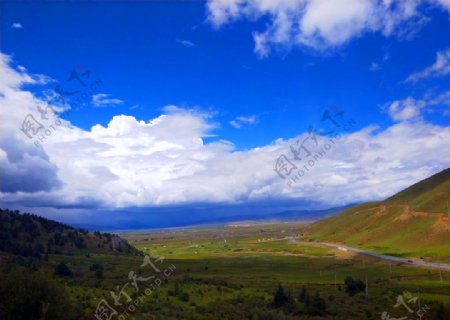 蓝天白云草原风光自然风景