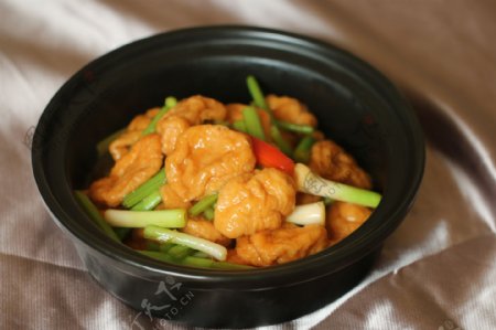姜葱焖鱼腐