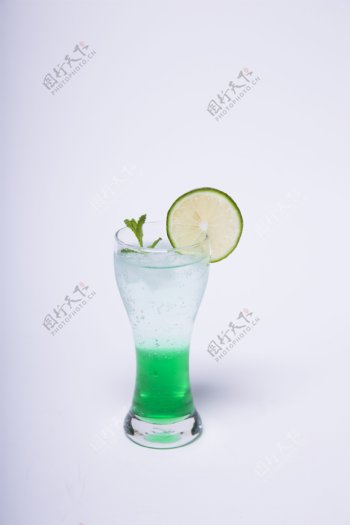 夏日清凉绿色气泡饮料5