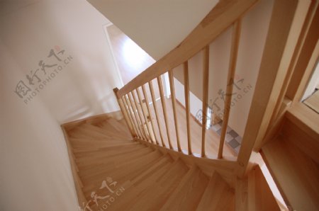 室内木质楼梯俯视图