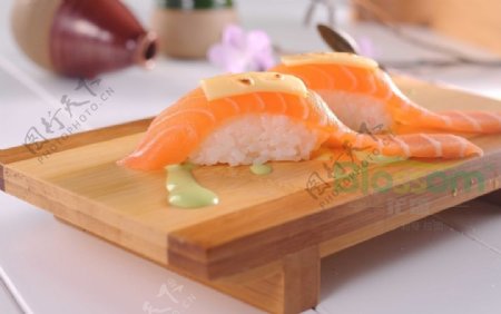 三文鱼寿司高清大图原图