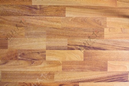 木纹深色木地板