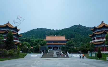 武汉龙泉山灵泉寺建筑