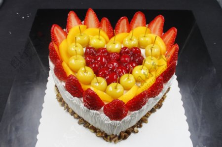 心型水果蛋糕