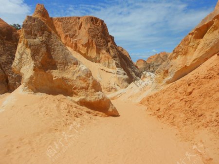 沙漠悬崖