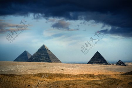 金字塔古埃及金字塔