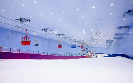室内滑雪雪道冰雪大世界