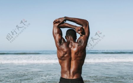 海边肌肉健身后背背景素材图片