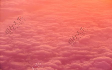 粉色云朵图片