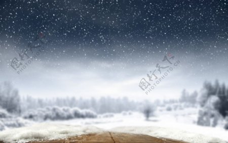 下雪场景图片