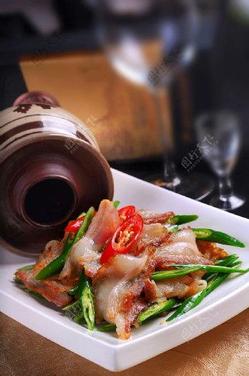川菜天飨罐罐肉图片
