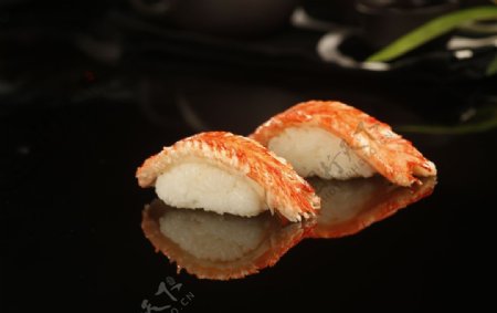 日料寿司美食蟹棒手握图片