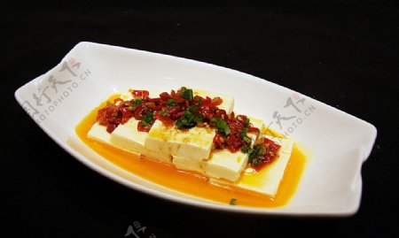 淮扬菜剁椒蒸豆腐图片