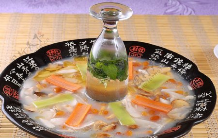 川菜薄荷松茸菌图片